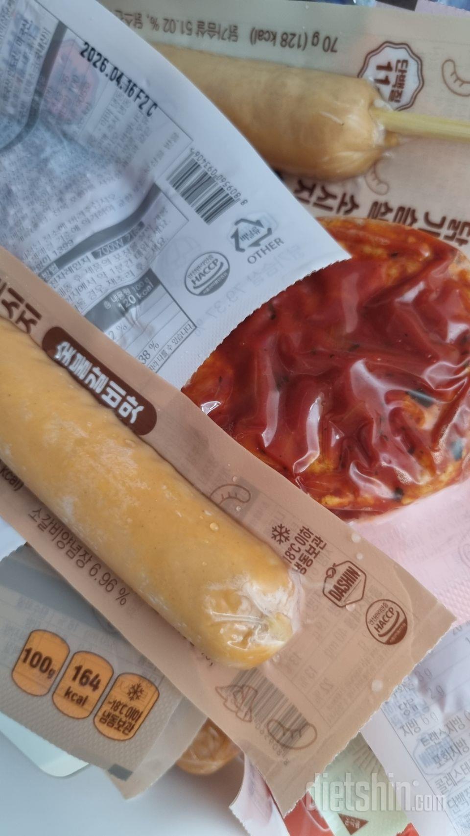 약간 녹아서 받았습니다만ᆢ 배송 받자