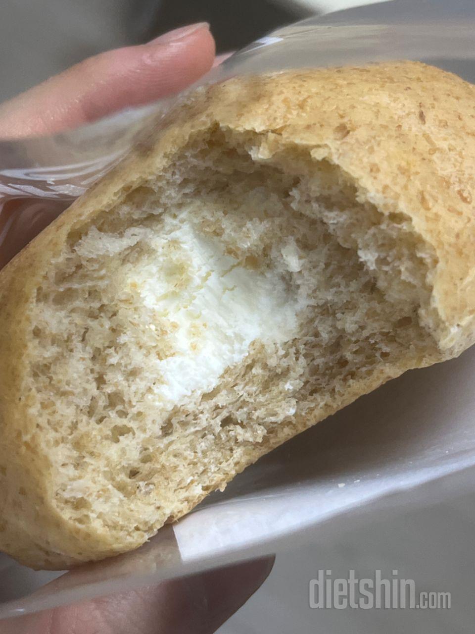 마시써요... 좀 퍽퍽하긴 한데 다이