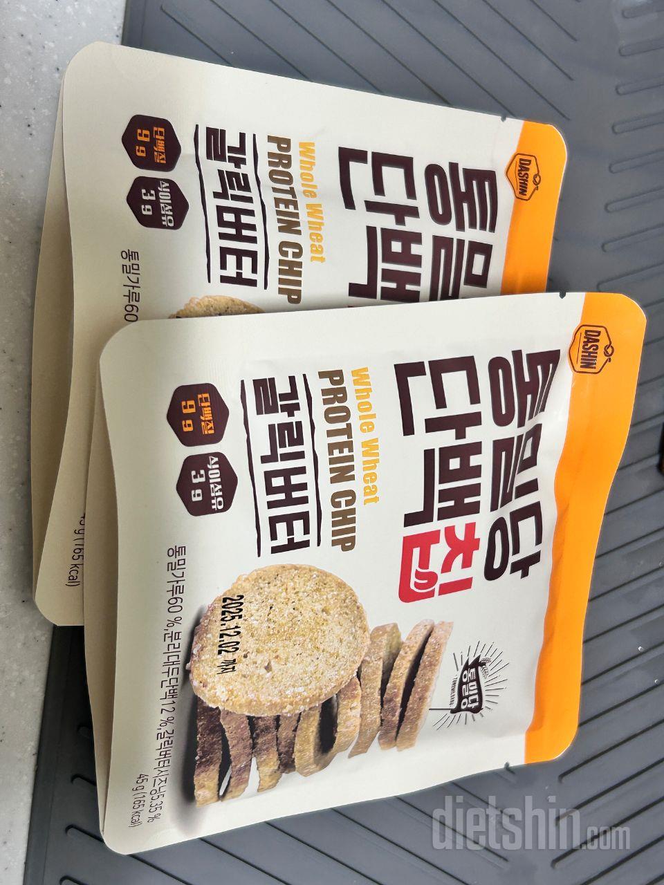 갈릭버터 맛 진짜 맛있어요!!!!
입