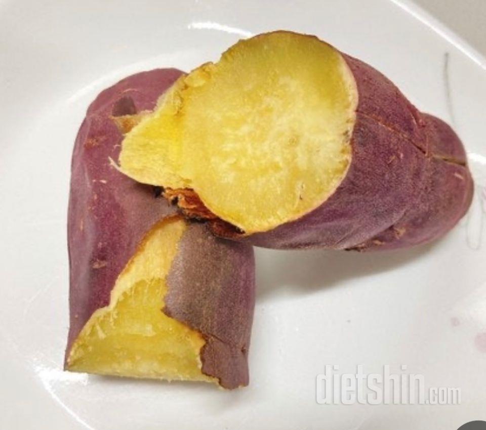 아침에 계란삶아먹고
점심에 닭가슴살에