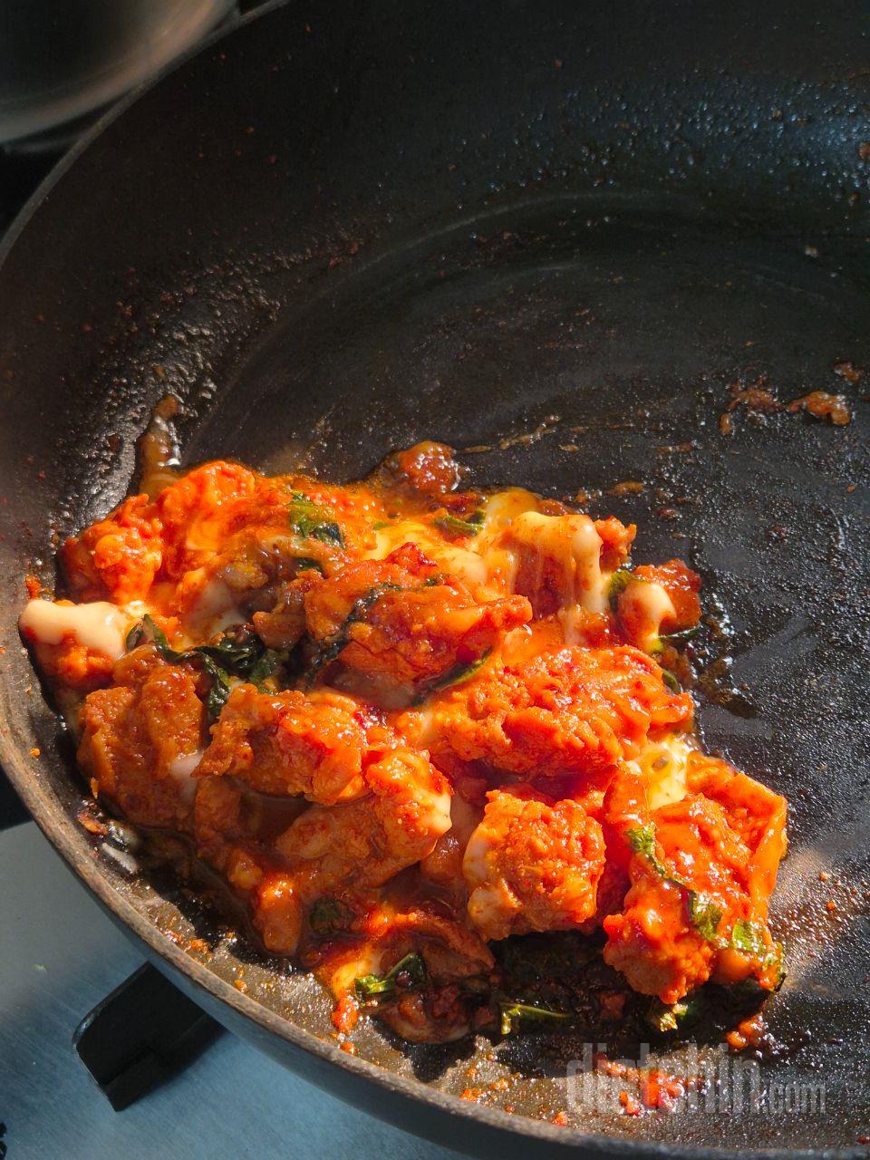 닭갈비 좋아하는데 저당제품이라 구매해
