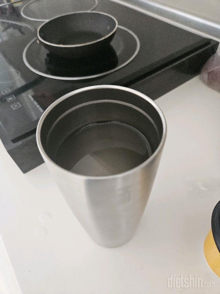 30일 하루 2L 물마시기 1일차 성공!