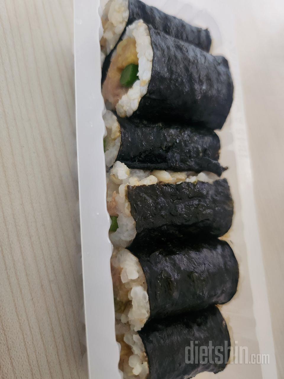 곤약김밥이란 생각이 안 들만큼 맛있어