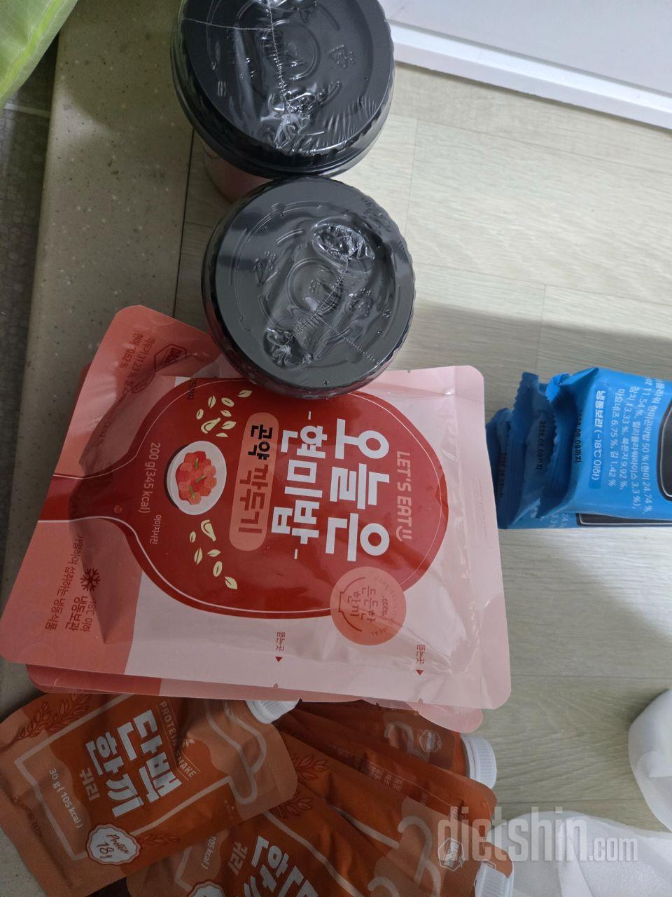 배송 잘 왔습니다. 배송이 빨리와가지