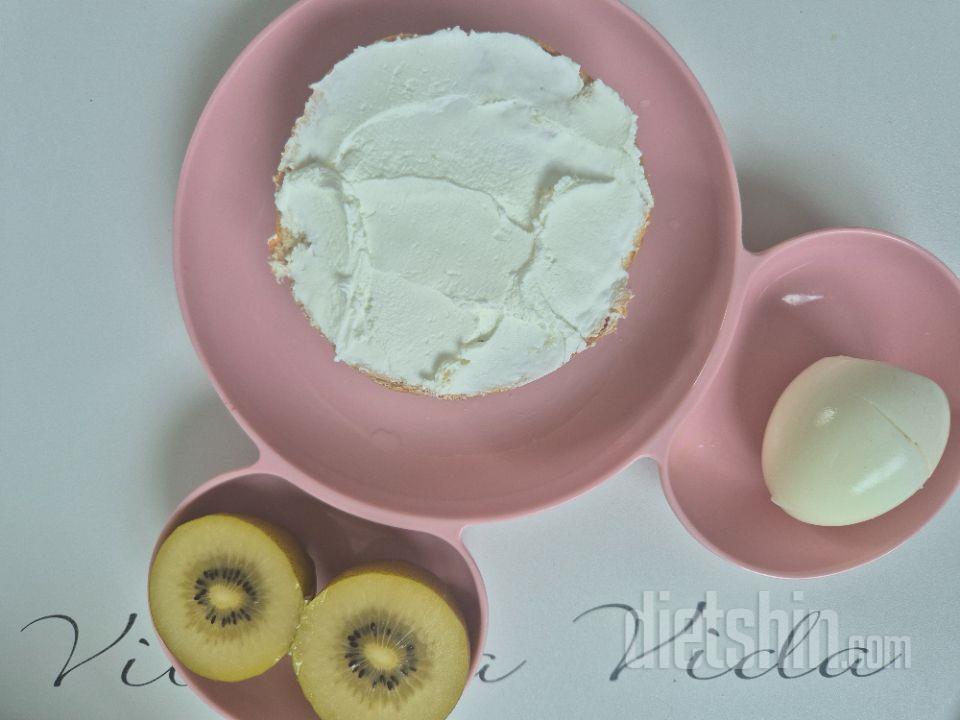 살이 많이 쪄서 피티중인데요.
먹을걸