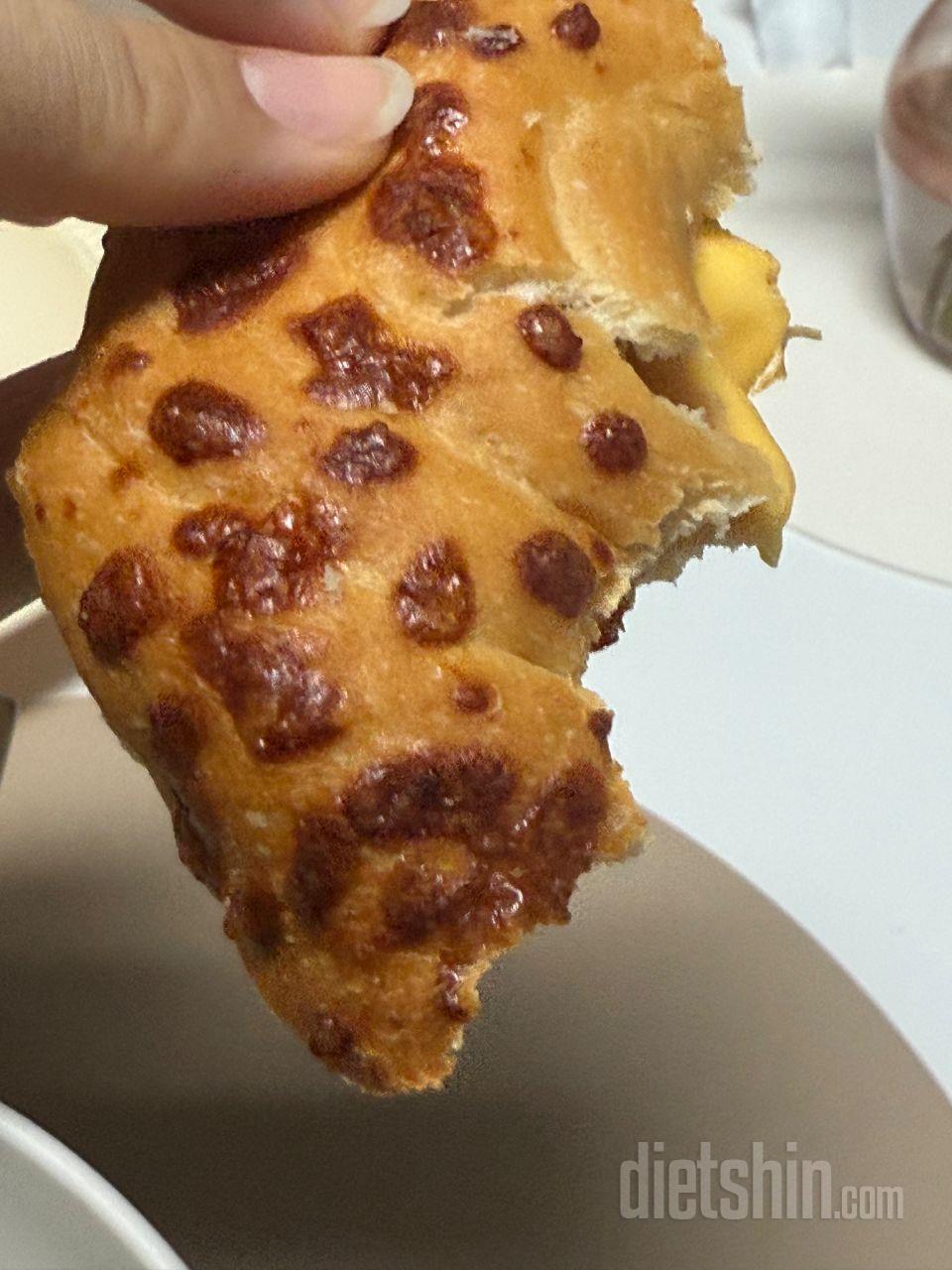 치즈맛 존맛!치즈랑 햄 넣어서 막으니