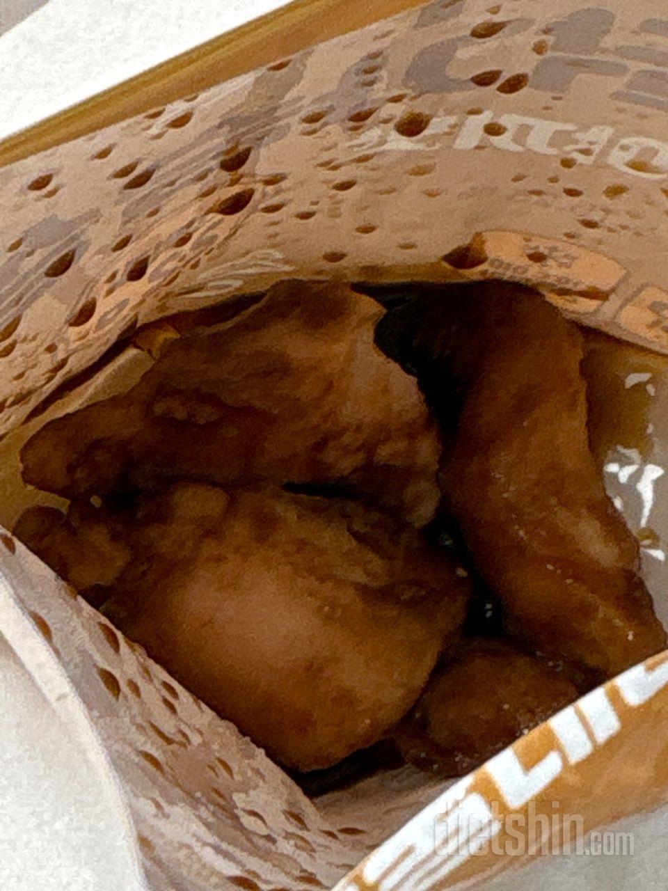 닭가슴살처럼 뻑뻑한건 안먹는데
너무