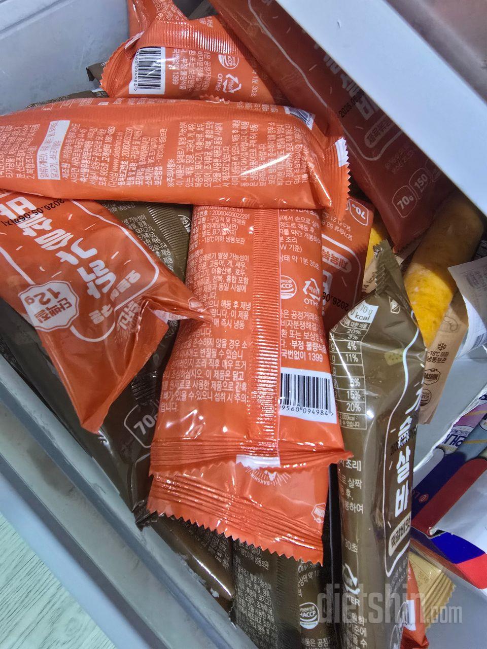 소세지 먹으면서 또 다른걸 시켰는데