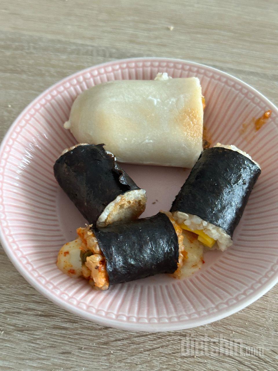 진짜 김밥맛 그대로라서 처음 먹어보고