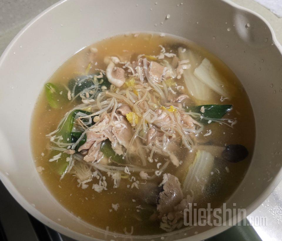 편하고   맛나게  먹었습니다
야채가