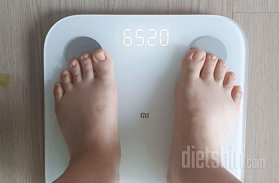 7일 아침 몸무게 재기 1일차 성공!