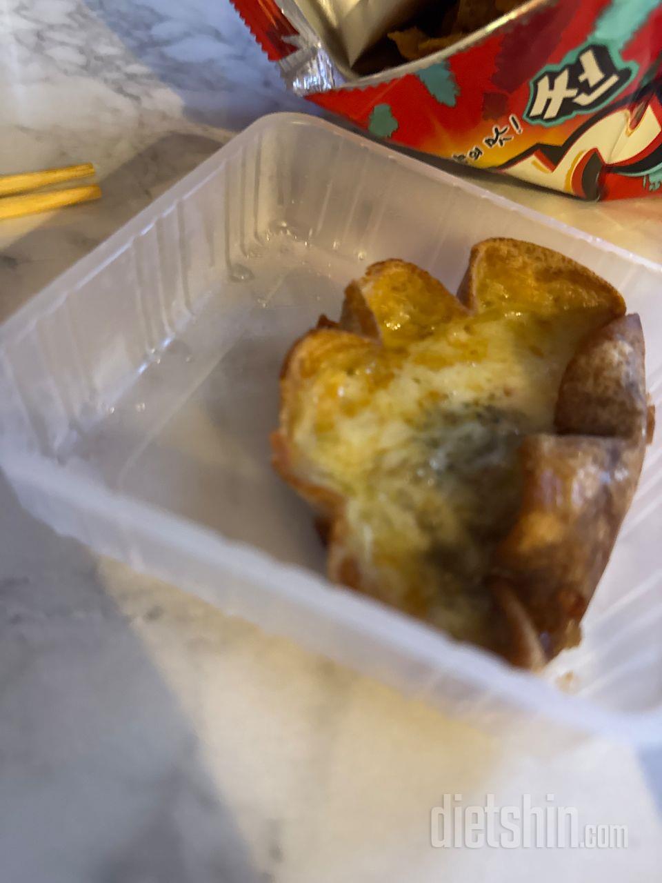 상당히 맛잇어요 안주로 먹는중입니다