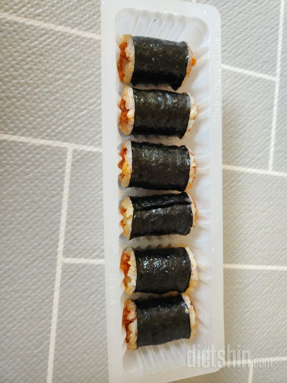 제가 평소 편의점에서도 김밥은 절대사