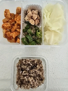 08월 14일( 점심식사 372kcal)