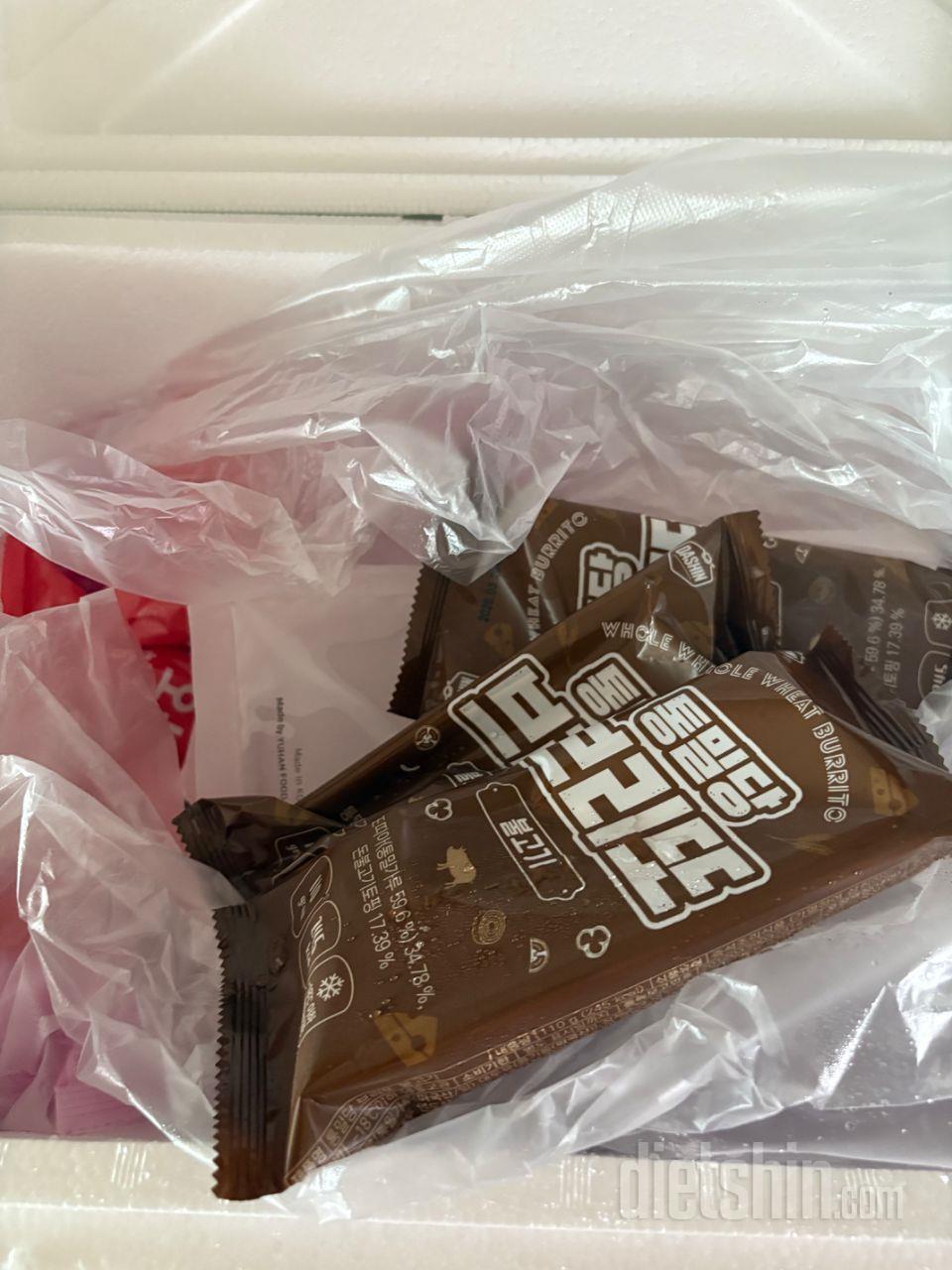 아직 안먹어봤지만 맛있다는 후기 있어