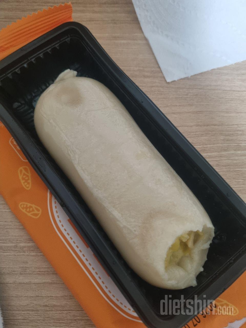 배송비 맞추려고 사봤는데 생각보다 넘