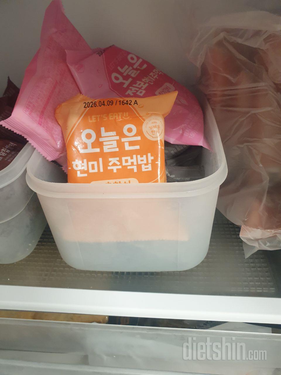 이것만 항상 시켜 먹습니다
몸무계가