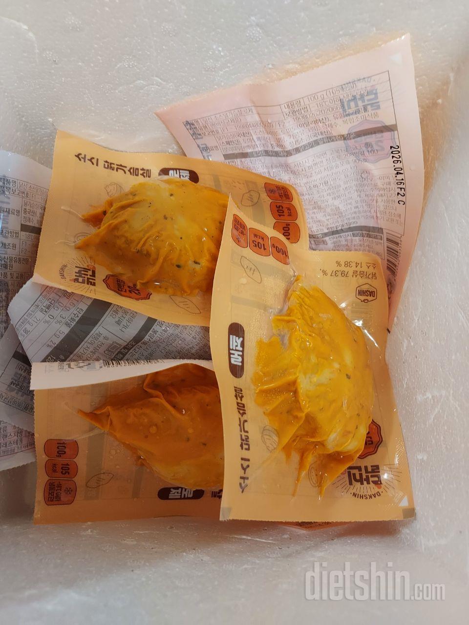 로제2개 깐풍1개 구매했는데 제입맛엔