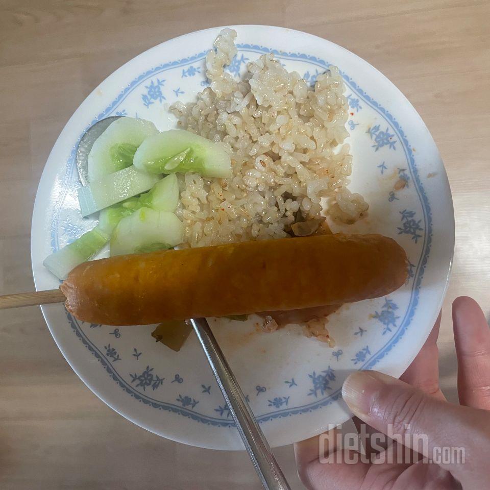 원래 이렇게 닭가슴살 소시지가 맛있었