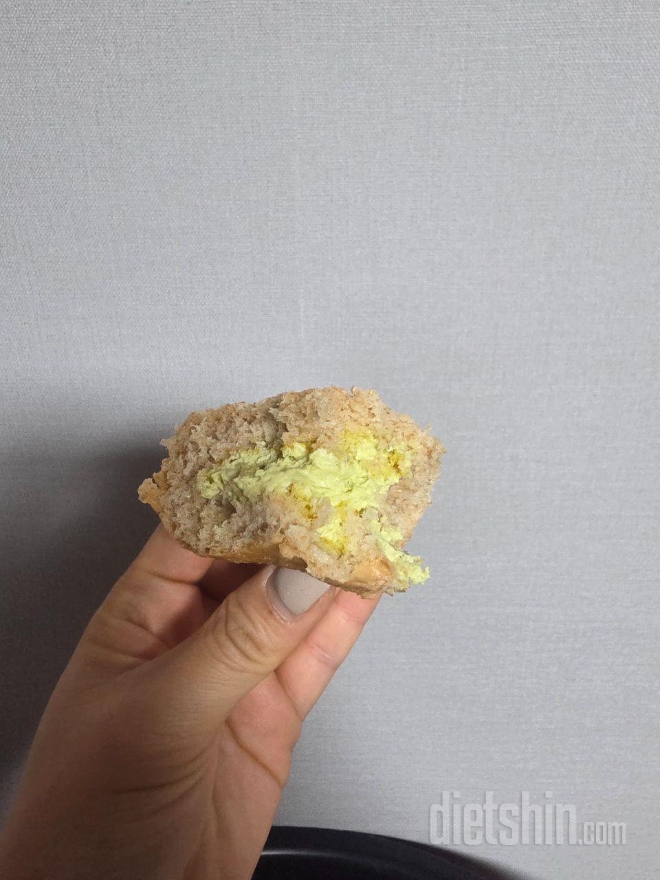 식욕을 무한으로 떨어뜨려주는 맛입니다