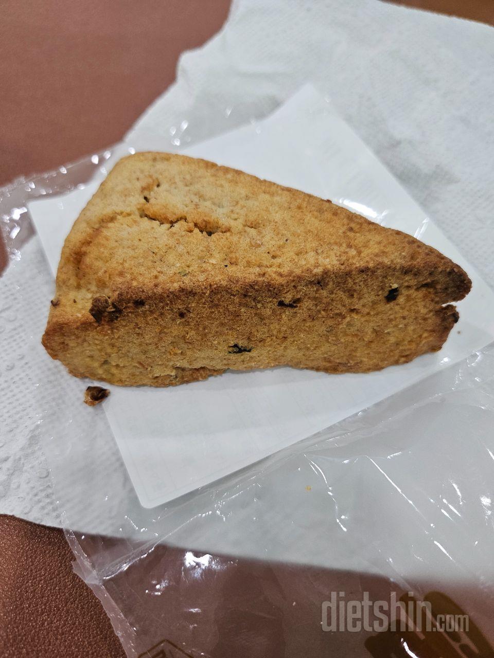 스콘맛있어요~~아침에 꺼내서 회사 가