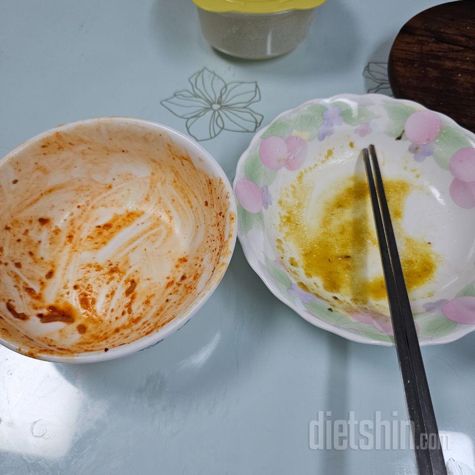 족발하먹었는데 냄새도없고 너무담백하고