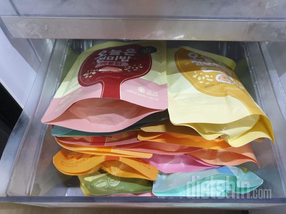 여러가지 맛이라 질리지않고 골라먹는