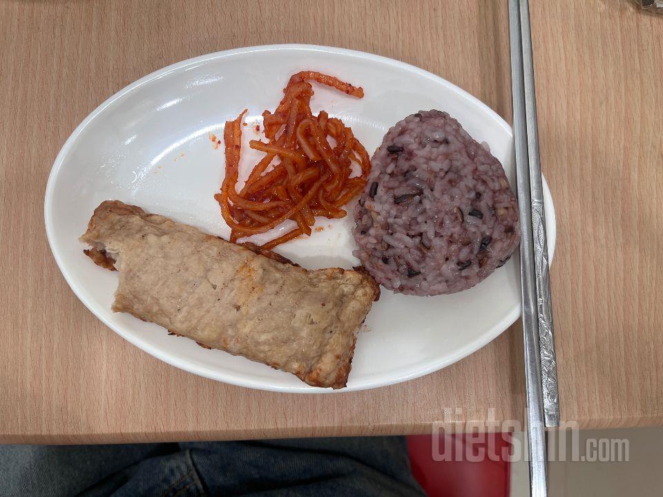 쏘쏘한 거 같아요. 두껍고 조금 질긴