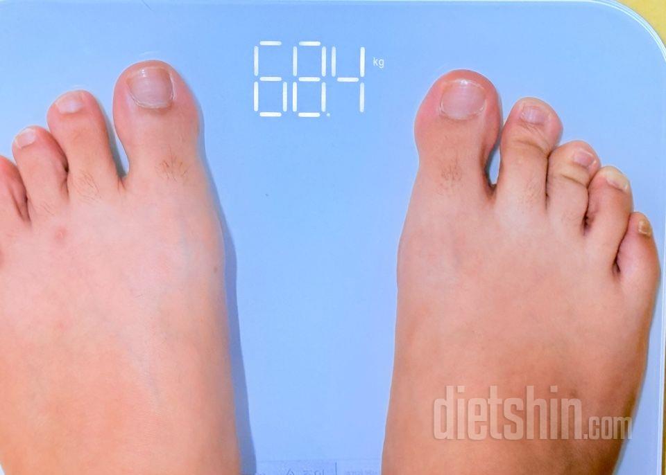 7일 아침 몸무게 재기 1일차 성공!