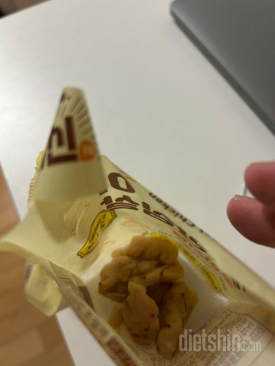 사진보고 시켰는데 사기당한것같아요 
