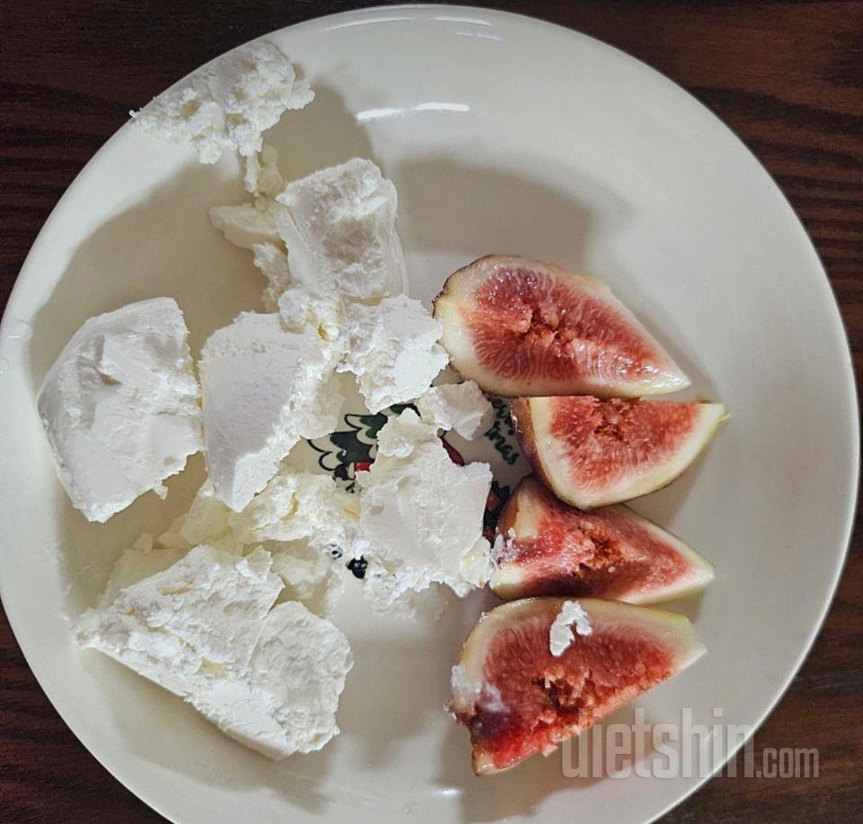 생리 이후라서 더 배가 많아 고팠거든