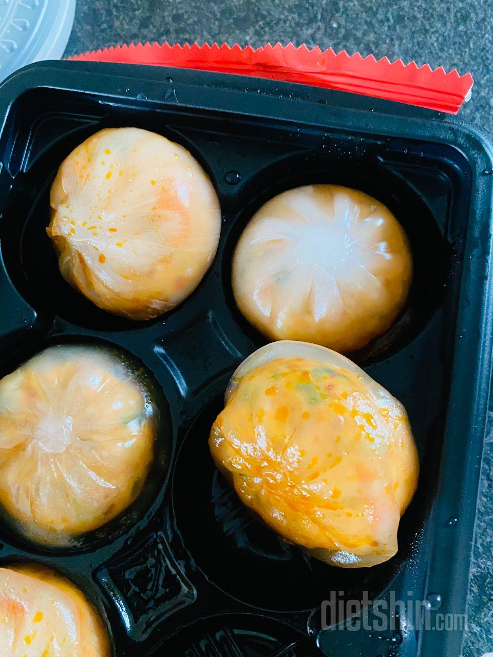 좀녹아와서 살짝 실망했는데 먹는데는