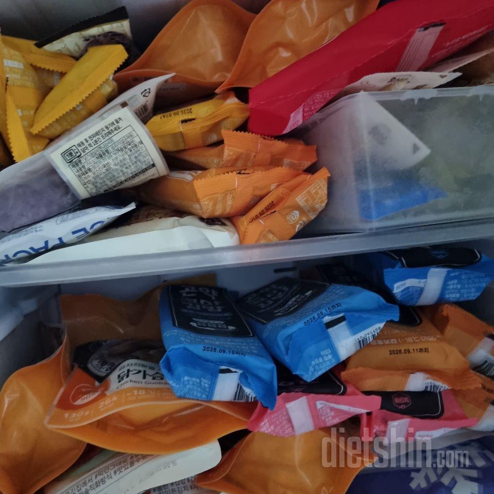 곤약 큰김밥 먹다가 꼬마김밥 처음 먹