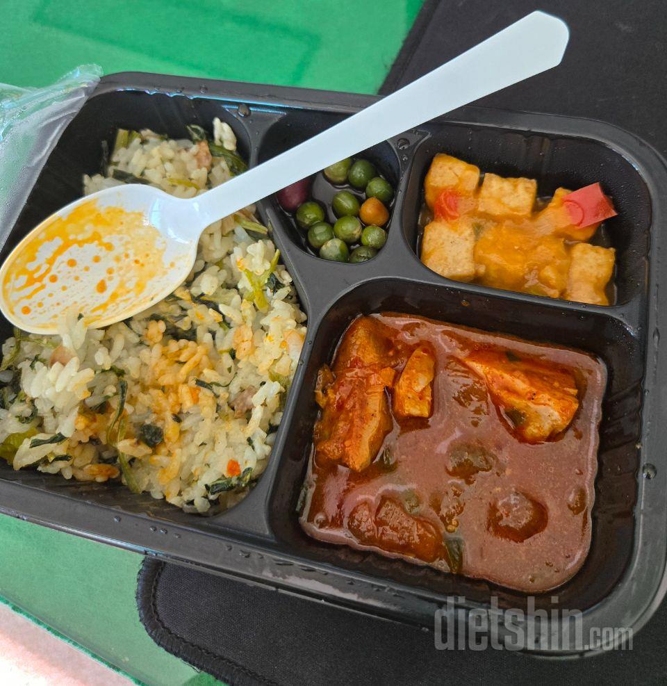 점심 대용으로 먹으려고 구매했어요
전