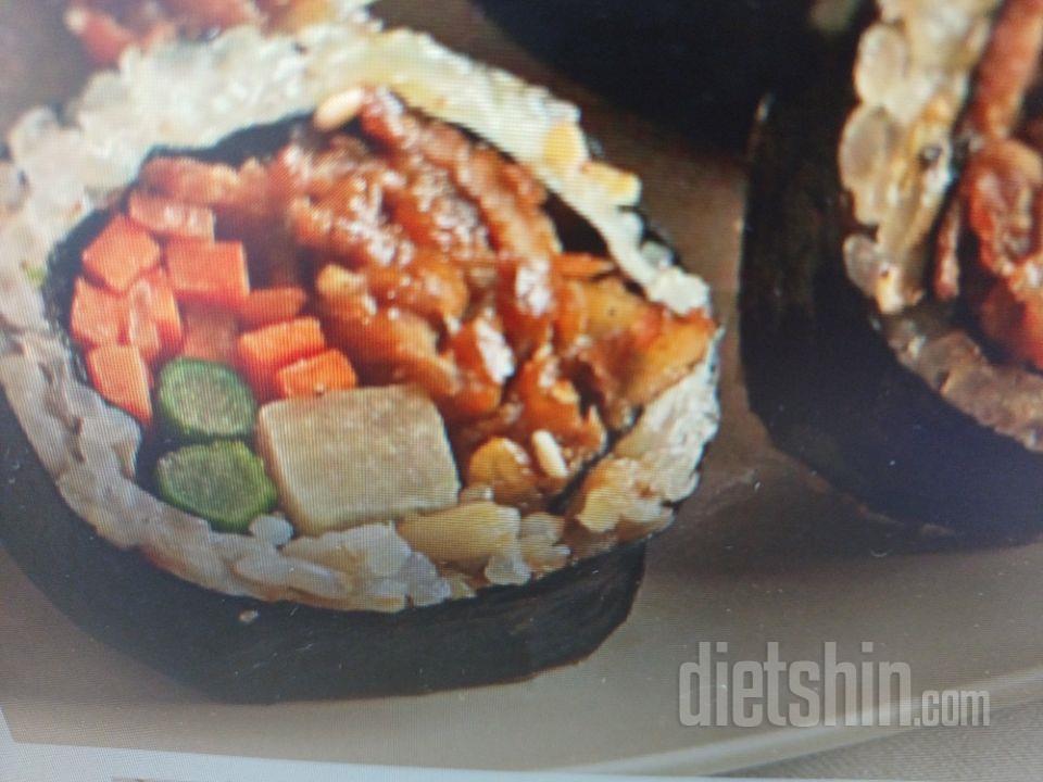 맛있어요 다 먹고 또 사요. 흑미계란