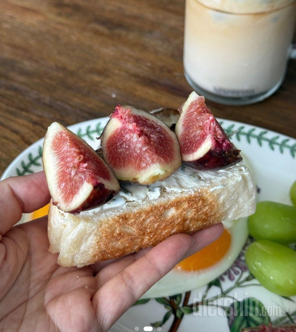 깍두기볶음밥이 저같은 맵찔이한테는 좀