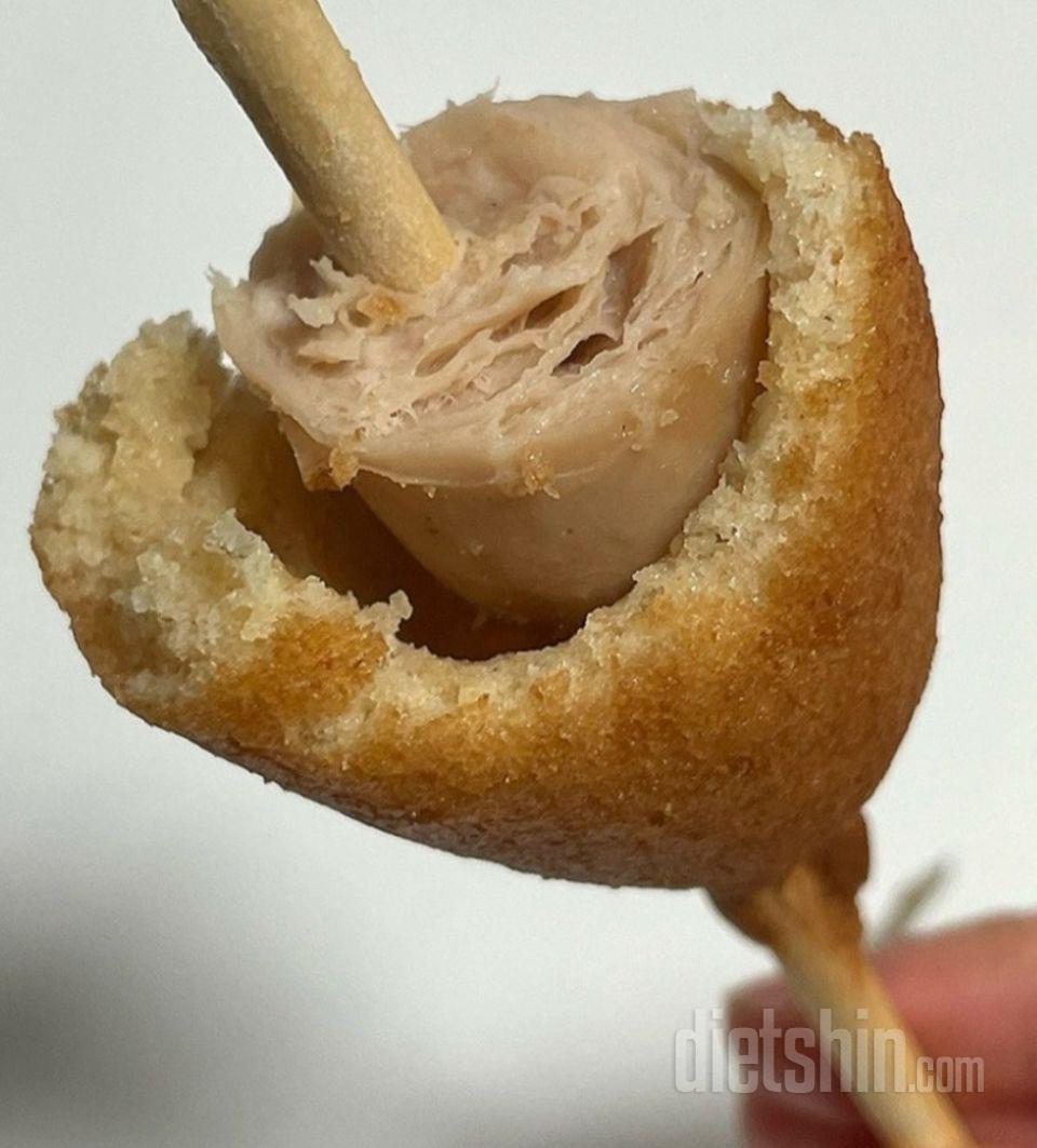 핫도그 너무 좋아해서 시켜봤어요. 빵