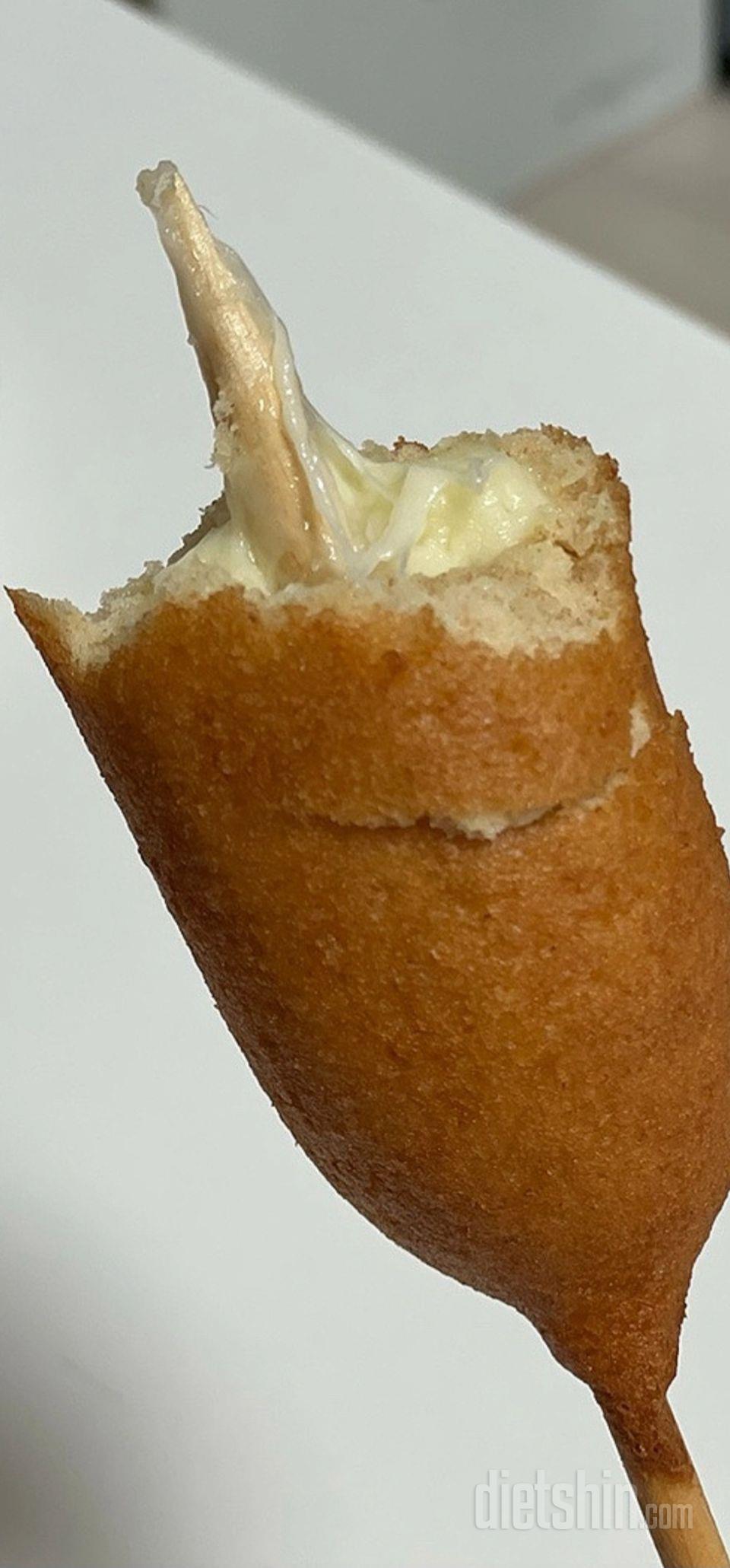 핫도그 너무 좋아해서 시켜봤어요. 빵