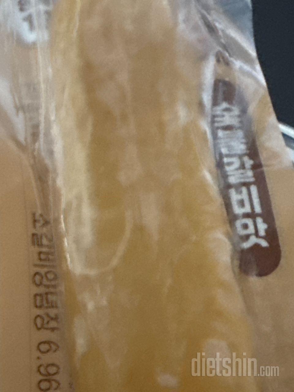 샐러드랑 먹기 좋은거 같아요! 중간중