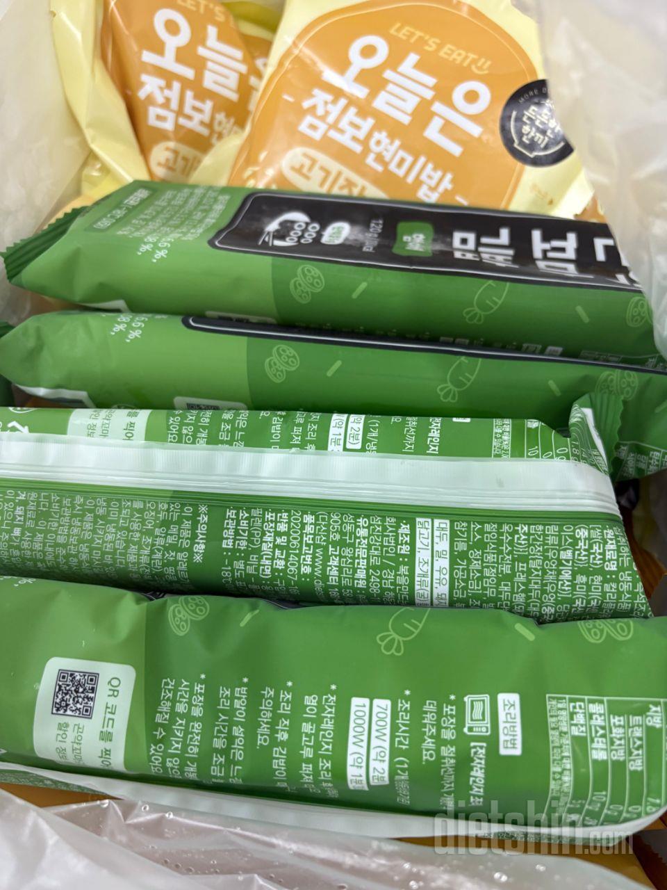 처음 구매해보는 현미밥인데 잘 먹겠습