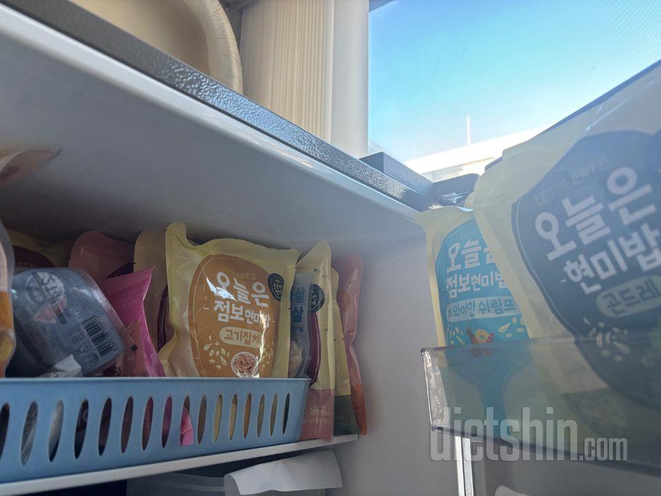 회사에서
늘 잘 먹고 있습니다 간이