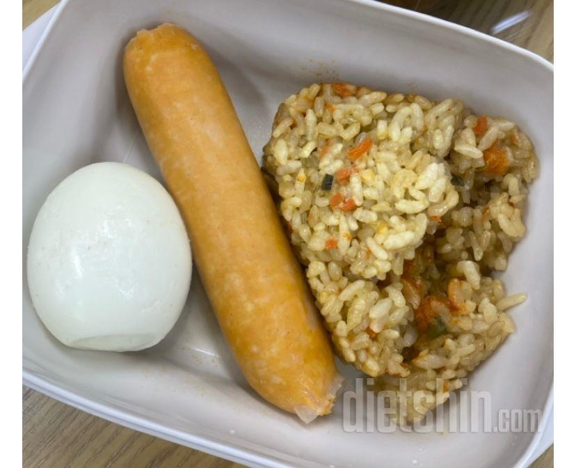 소세지닭가슴살은 처음시켜봤는데 편의점