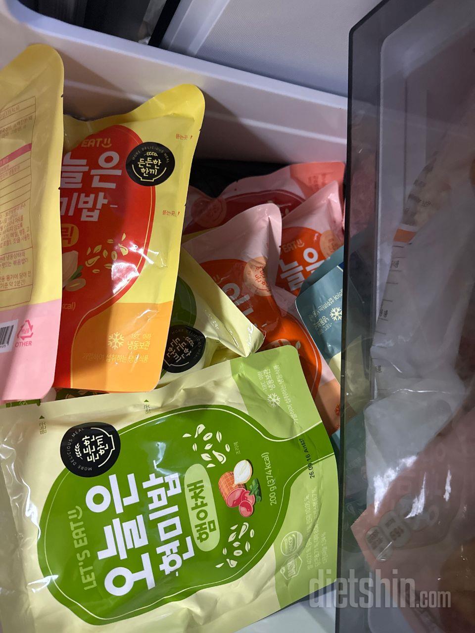 아침 바나나1개 계란2개 우유1컵
점