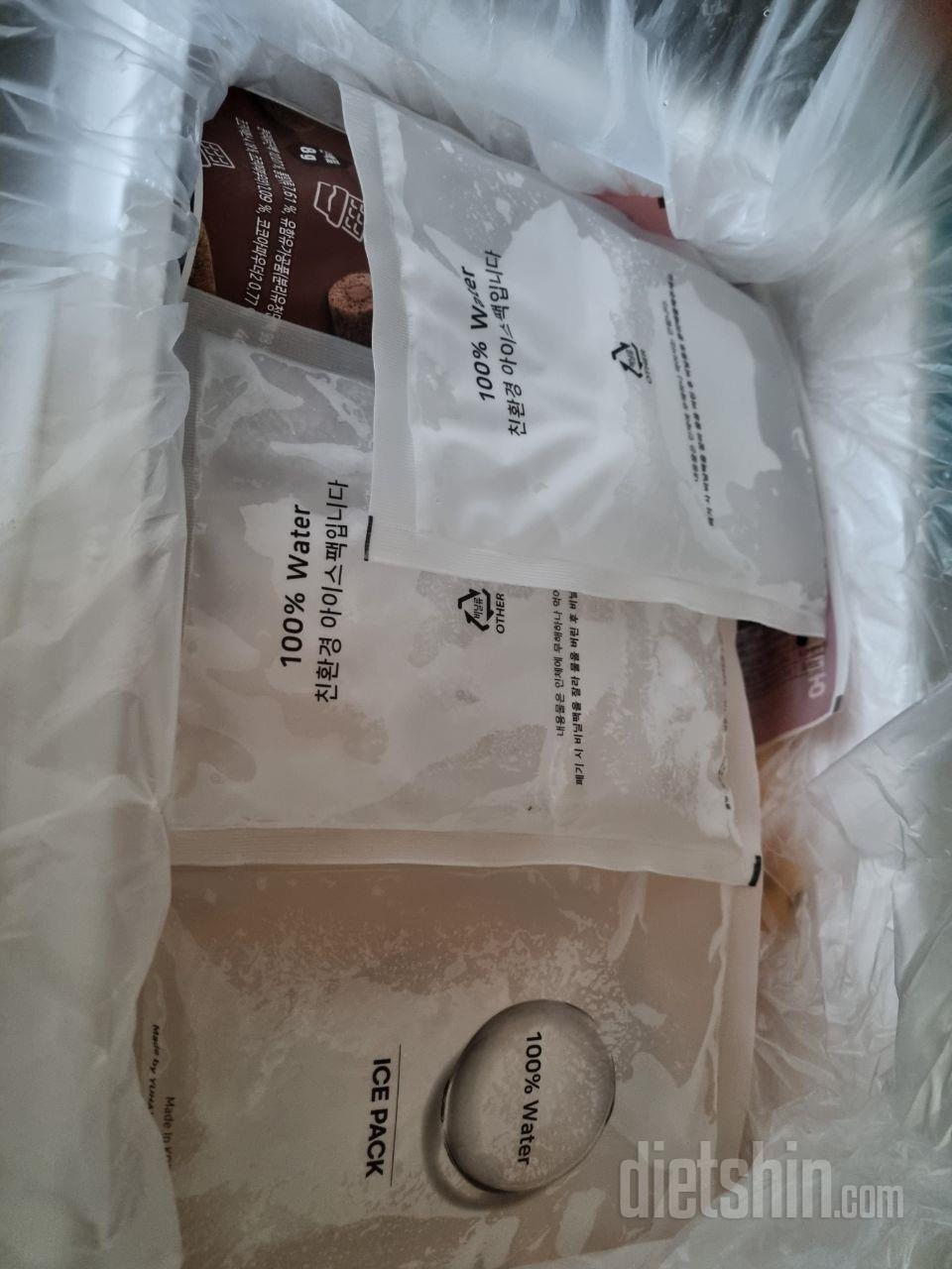 치킨 생각 안나고 넘 맛나요
양이 적