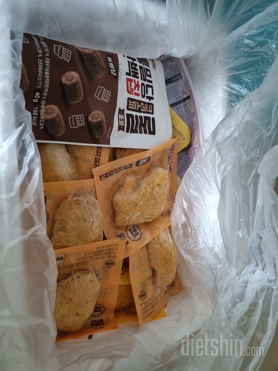 양념이 맛나요~뼈가 있어서 무게가 나