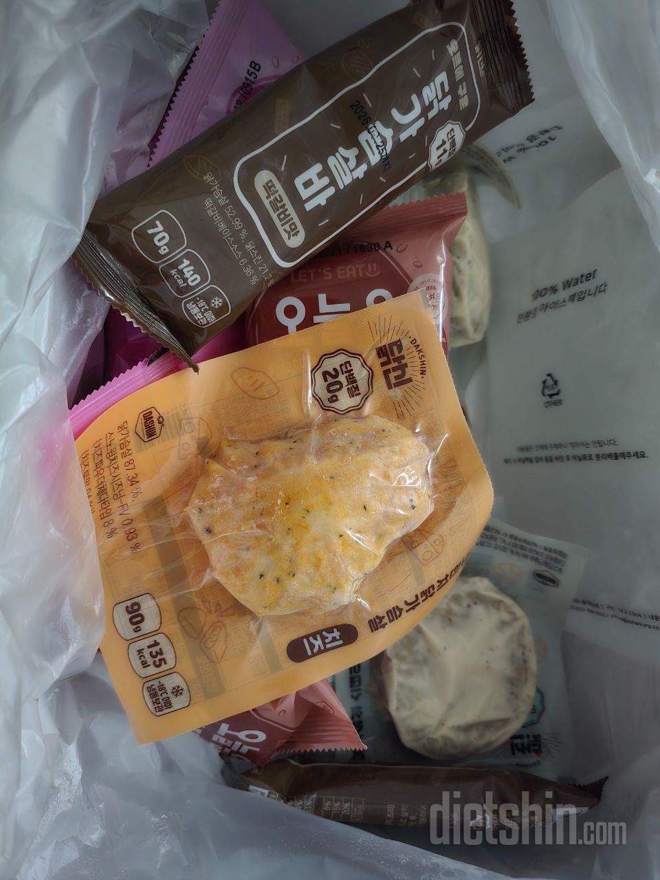 커리맛빼곤
다먹어봣는데 떡갈비맛이 최