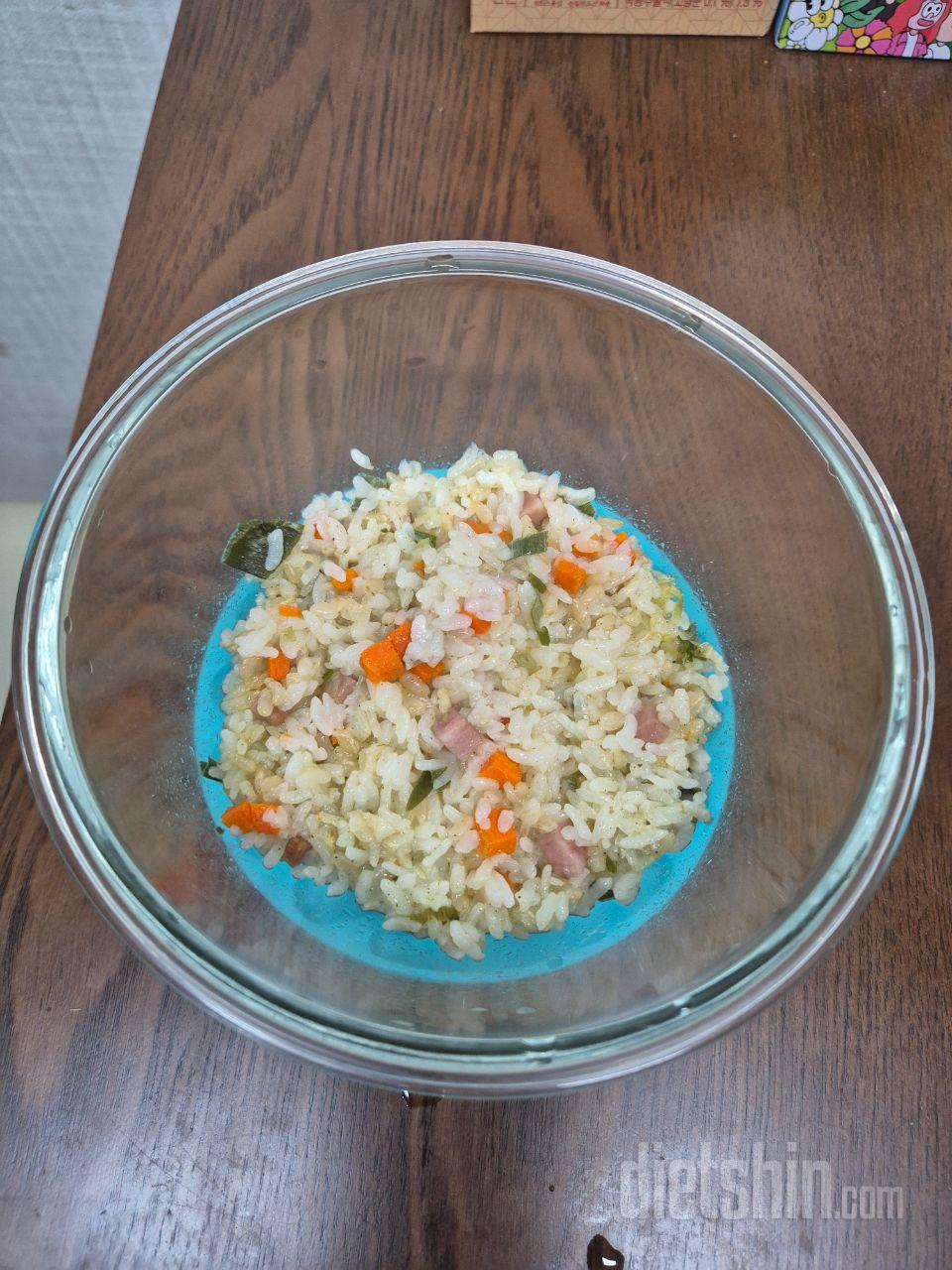 한번먹어보고  괜찮아서  계속 주문합