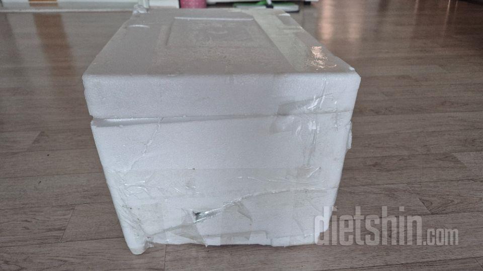 앞전에도 한번 배송왔을때 빵이 새제품