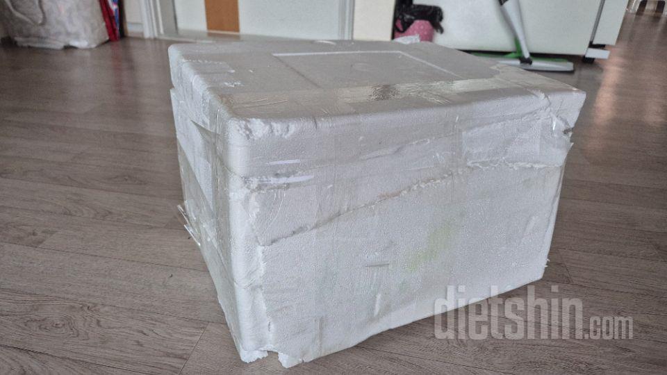 앞전에도 한번 배송왔을때 빵이 새제품