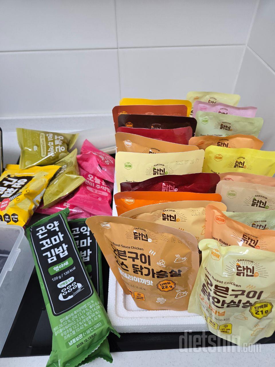 비상용으로 사놓고 가끔 외식땡길 때